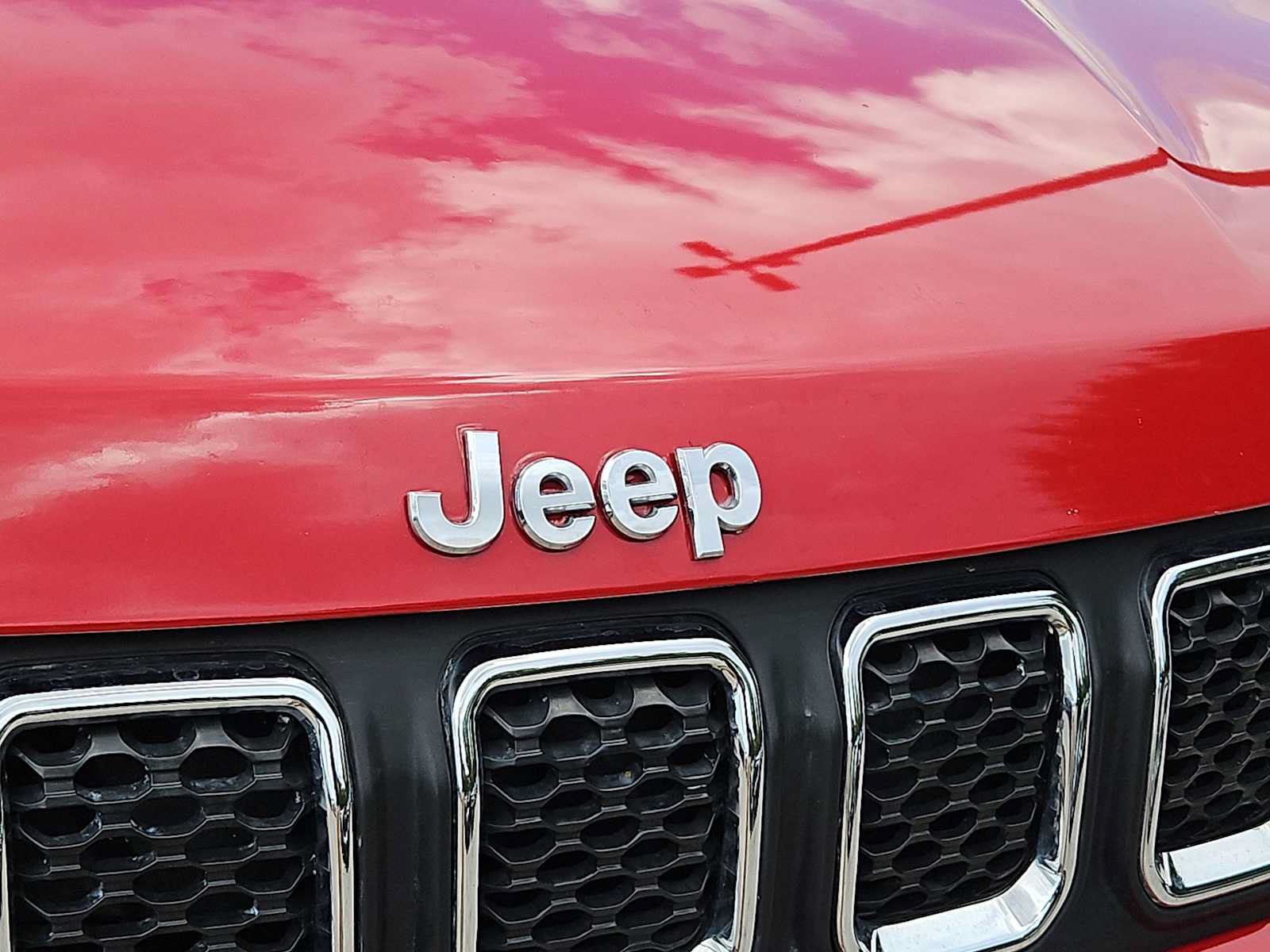 Used 2024 Jeep Compass Latitude AWD/4WD image 11