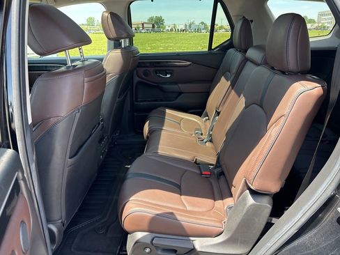Used 2023 Honda Pilot Elite image 18