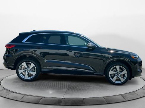 New 2025 Audi Q5 Premium Plus AWD/4WD image 8
