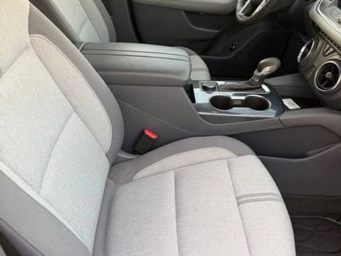 Used 2021 Chevrolet Blazer LT FWD image 14