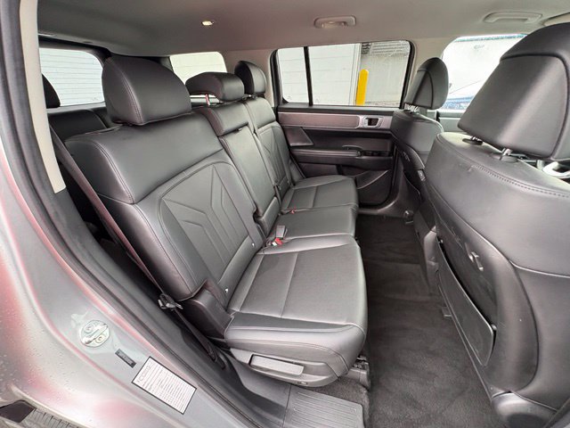 Used 2025 Hyundai Santa Fe SEL FWD image 26