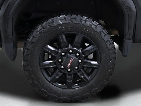 Used 2025 GMC Sierra 2500 AT4 w/ AT4 Premium Plus Package image 32