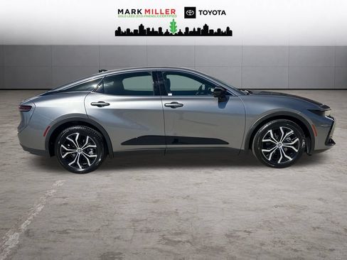 Certified 2026 Toyota Crown AWD/4WD image 7