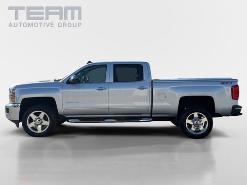 Used 2015 Chevrolet Silverado 2500 LTZ w/ Duramax Plus Package AWD/4WD image 4