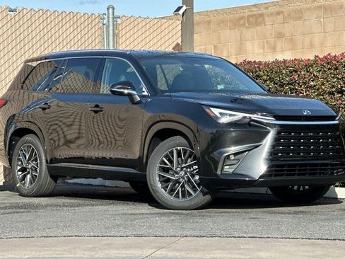 New 2026 Lexus TX 350 AWD image 2