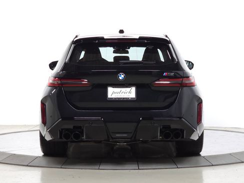Used 2026 BMW M5 Touring AWD/4WD image 7