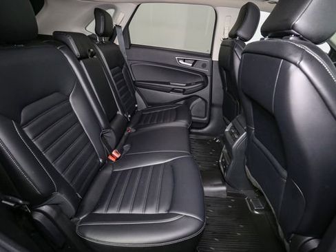 Used 2024 Ford Edge SEL w/ Convenience Package image 20