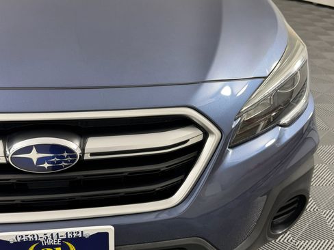 Used 2018 Subaru Outback 2.5i AWD/4WD image 5