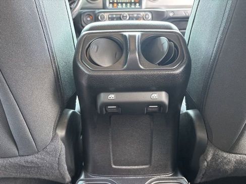 Used 2021 Jeep Wrangler Unlimited Sport image 25