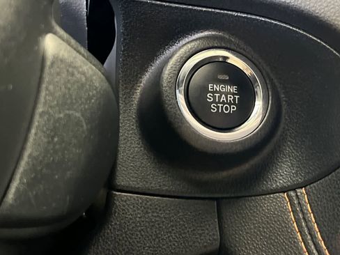 Used 2020 Subaru Crosstrek 2.0i Limited w/ Moonroof Package w/Navigation AWD/4WD image 29