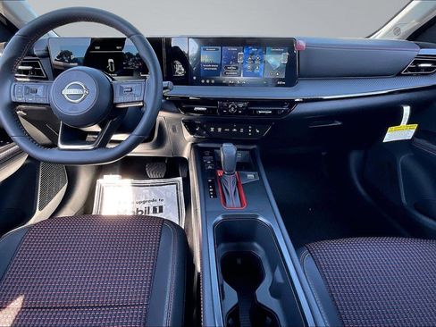 New 2026 Nissan Kicks SR FWD image 6