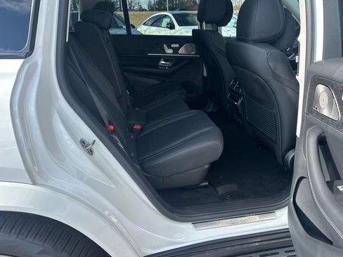 New 2026 Mercedes-Benz GLS 450 4MATIC image 17