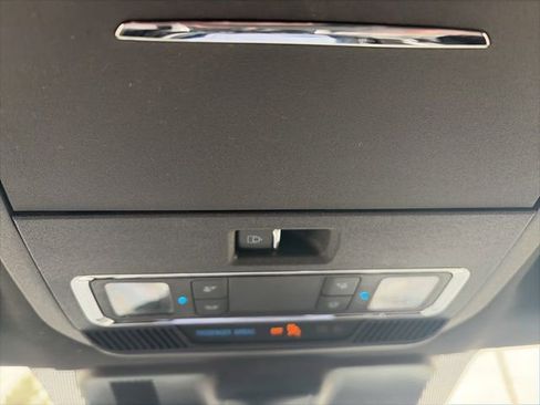 Used 2022 Ford F150 Platinum w/ Equipment Group 701A High image 30