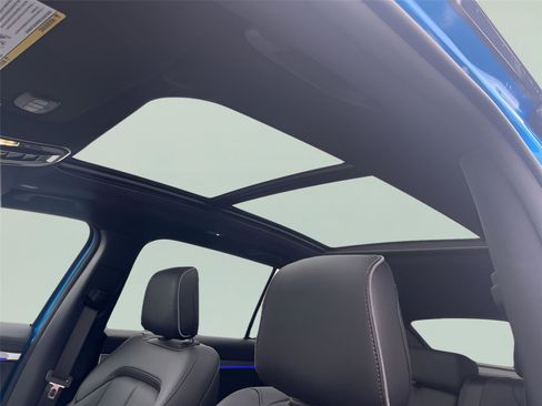 Used 2025 Jeep Wagoneer S Limited image 17