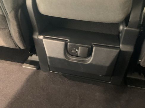 Used 2023 Ford F150 XLT w/ Equipment Group 302A High image 5