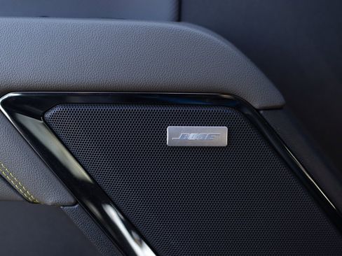 Certified 2023 Chevrolet Silverado 1500 ZR2 w/ Technology Package image 30