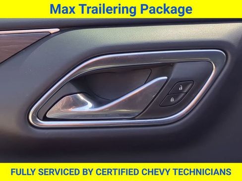 Used 2024 Chevrolet Suburban Z71 w/ Luxury Package AWD/4WD image 24