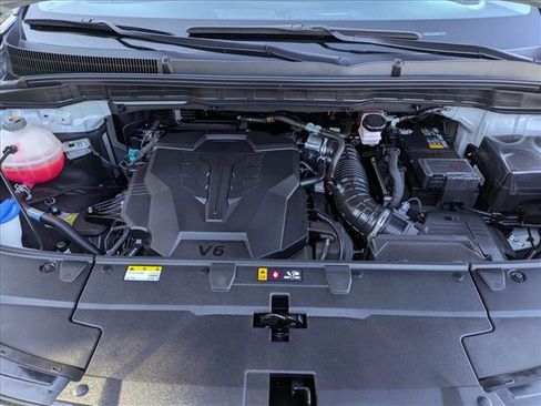 Used 2025 Kia Carnival SX image 23