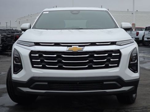 New 2026 Chevrolet Equinox LT FWD image 16