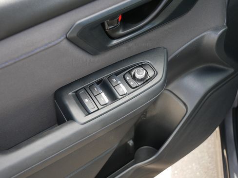 Used 2025 Subaru Forester Premium AWD/4WD image 19