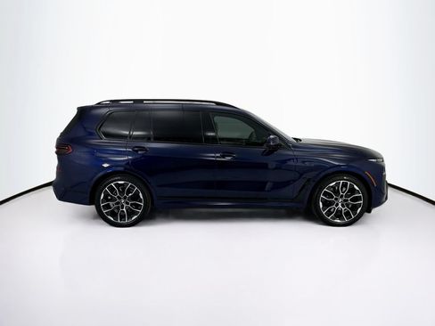Certified 2026 BMW X7 xDrive40i w/ M Sport Package AWD/4WD image 4
