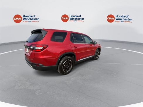 Certified 2025 Honda Pilot EX-L image 11