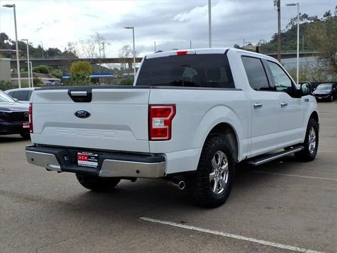 Used 2018 Ford F150 XLT w/ Equipment Group 302A Luxury image 4