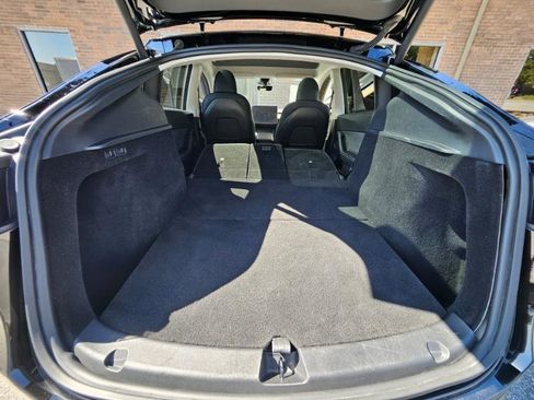 Used 2023 Tesla Model Y Long Range AWD/4WD image 66