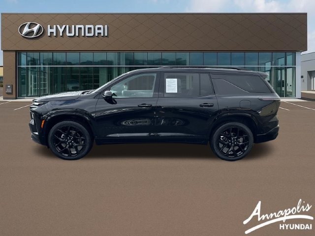 Used 2024 Chevrolet Traverse RS AWD/4WD image 2