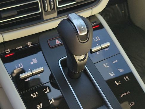 New 2026 Porsche Macan S AWD/4WD image 35