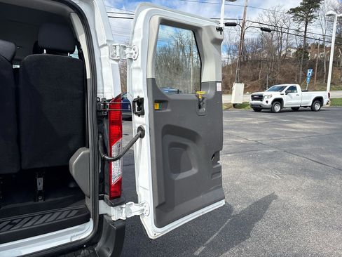 Used 2023 Ford Transit 350 XLT RWD image 7