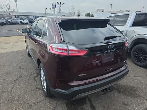 Used 2023 Ford Edge SEL w/ Convenience Package image 3