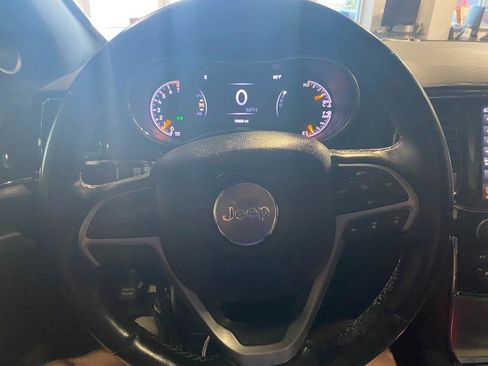 Used 2021 Jeep Grand Cherokee Limited image 20