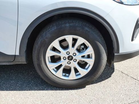 Used 2025 Ford Escape Active AWD/4WD image 7
