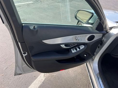 Used 2015 Mercedes-Benz C 300 4MATIC Sedan image 17
