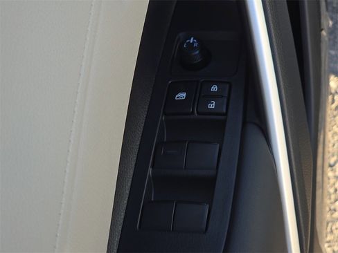 New 2026 Toyota Corolla Cross LE image 18