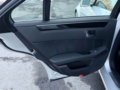 Used 2010 Mercedes-Benz E 63 AMG Sedan image 29