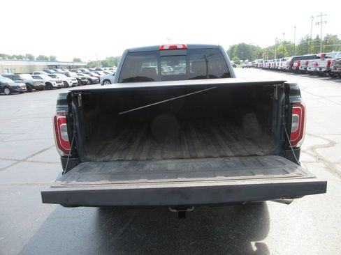 Used 2018 GMC Sierra 1500 Denali w/ Denali Ultimate Package AWD/4WD image 9
