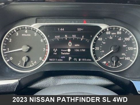 Used 2023 Nissan Pathfinder SL image 29
