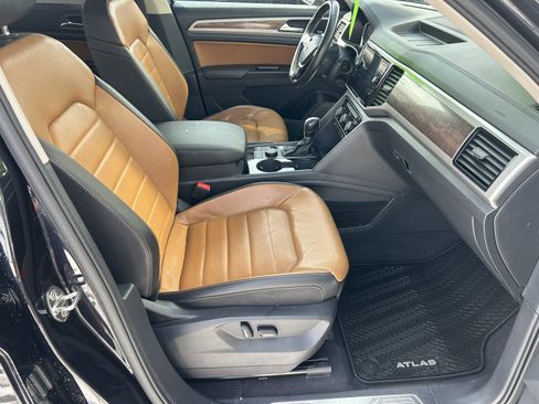 Used 2019 Volkswagen Atlas SEL Premium AWD/4WD image 14