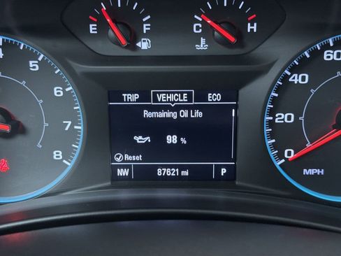 Used 2019 Chevrolet Equinox LS w/ LS Convenience Package AWD/4WD image 7