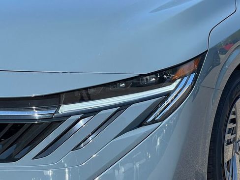 New 2026 Nissan Sentra SV FWD image 34