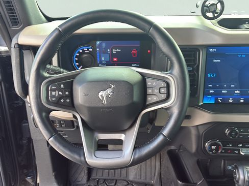 Used 2024 Ford Bronco Wildtrak AWD/4WD image 28