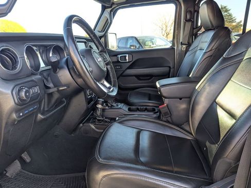 Used 2022 Jeep Wrangler Unlimited Sahara w/ Cold Weather Group image 24