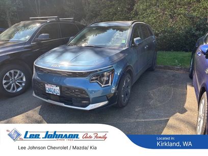 Certified 2024 Kia Niro Wave w/ Wave Preserve Package