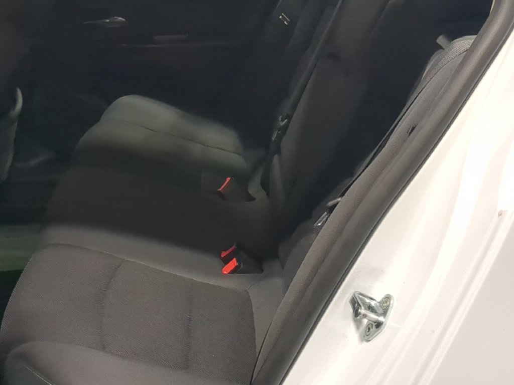 Used 2016 Chevrolet Cruze LT FWD image 23