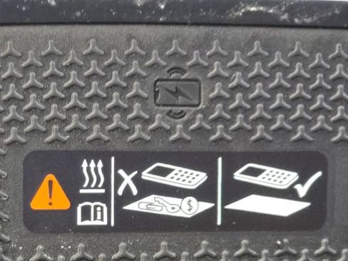 New 2026 Chevrolet Equinox RS w/ LPO, Floor Liner Package image 9