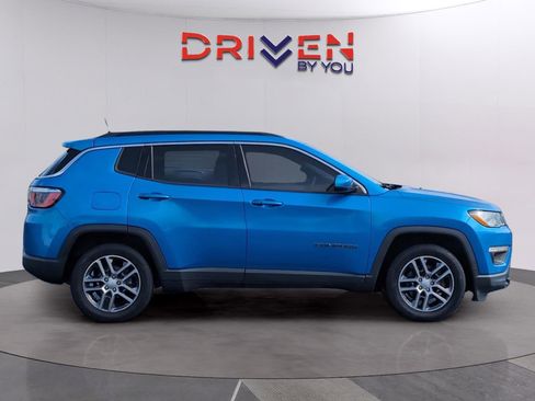 Used 2018 Jeep Compass Latitude w/ Popular Equipment Group image 6