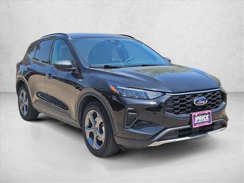 Used 2025 Ford Escape ST-Line FWD image 3