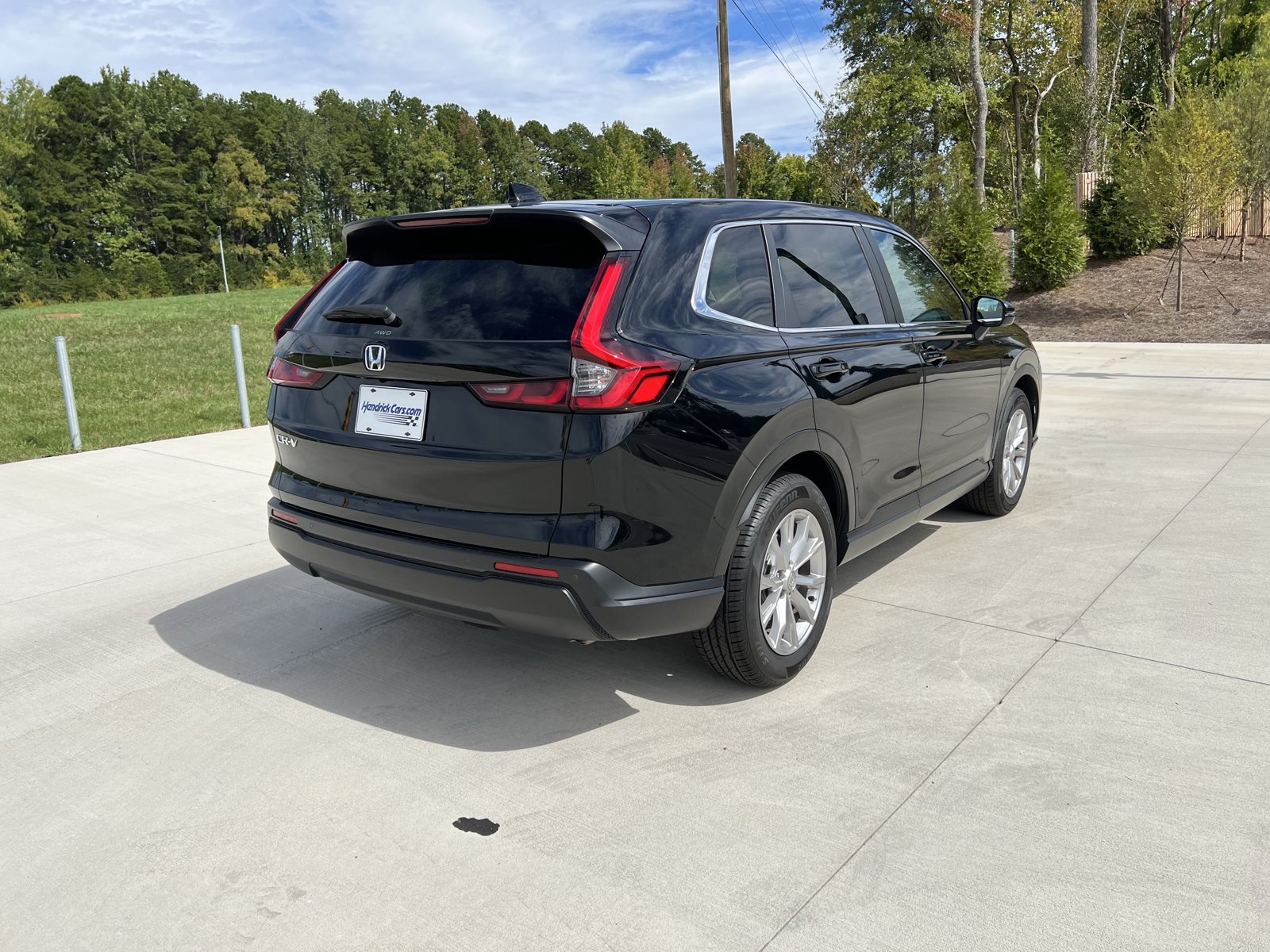Used 2024 Honda CR-V EX-L image 8